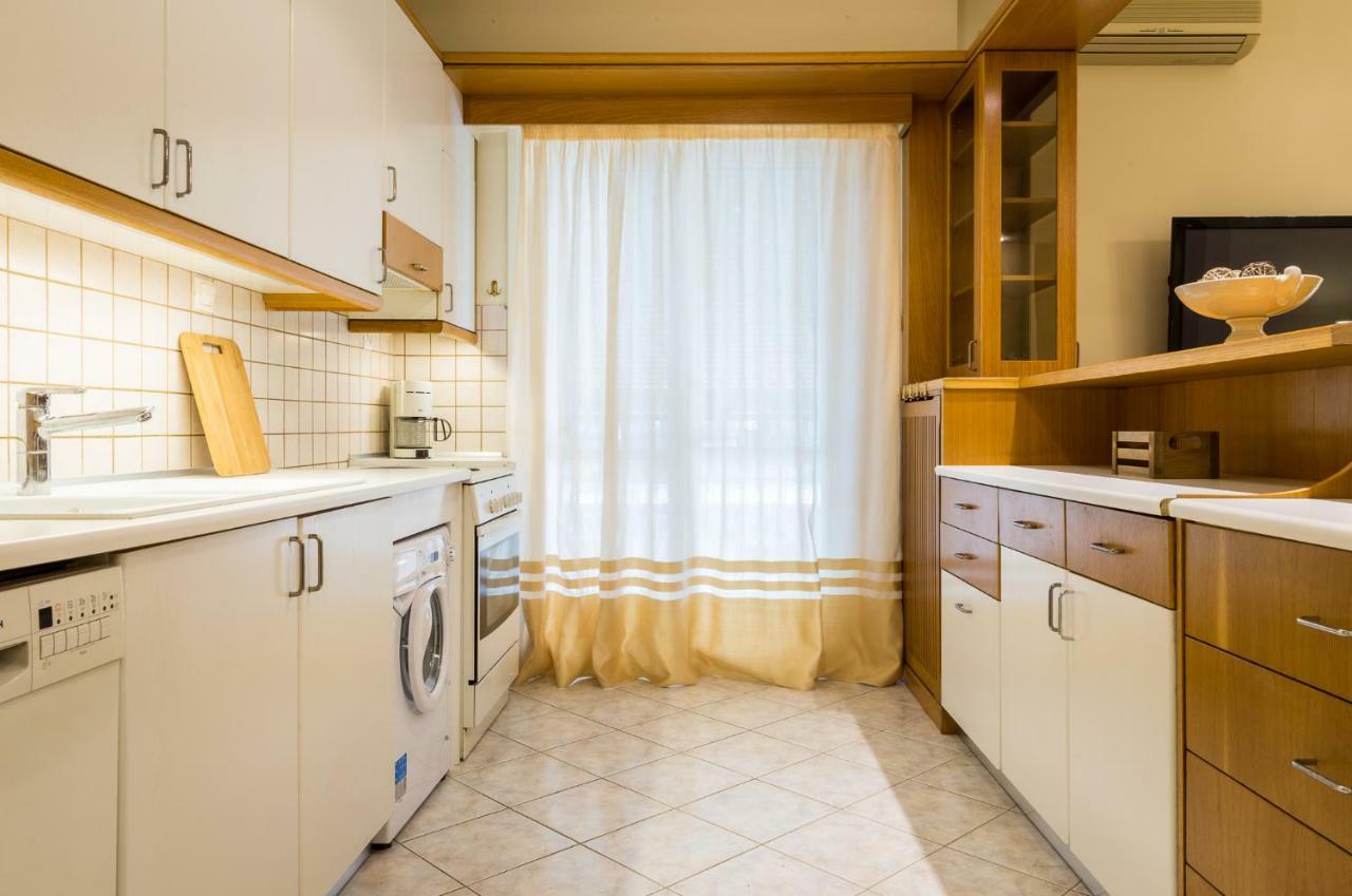Classy 2 Bedroom Apartment Near Acropolis & Metro Atena Exterior foto
